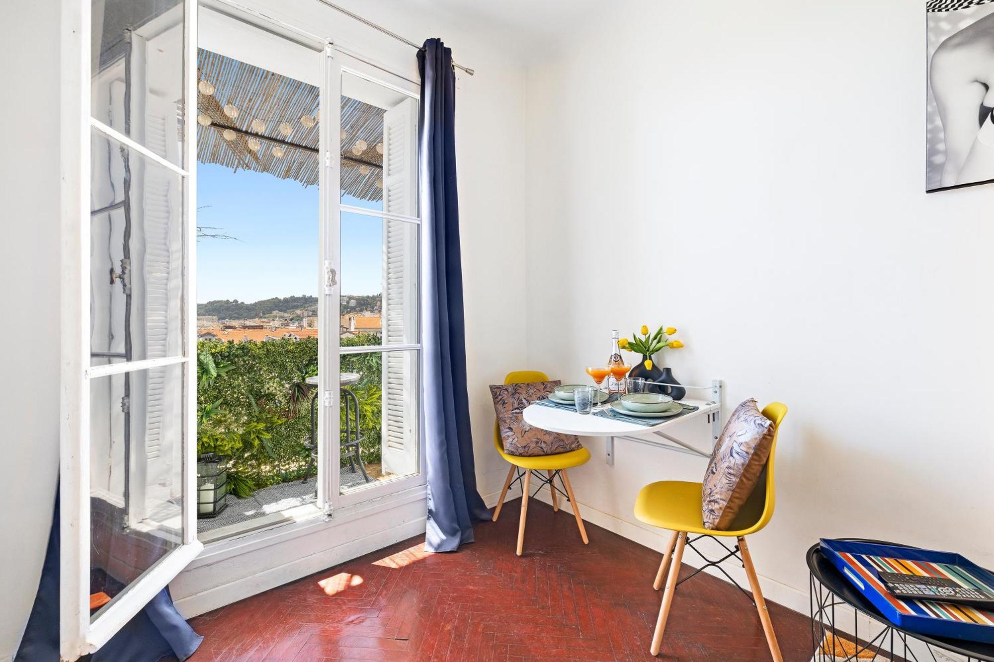 Center - Balcony Quiet - Air Conditioner - Kitchen - Wifi - Tram Nice Ngoại thất bức ảnh